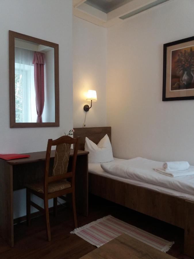 Hotel Dzban Karlova Studanka Ngoại thất bức ảnh