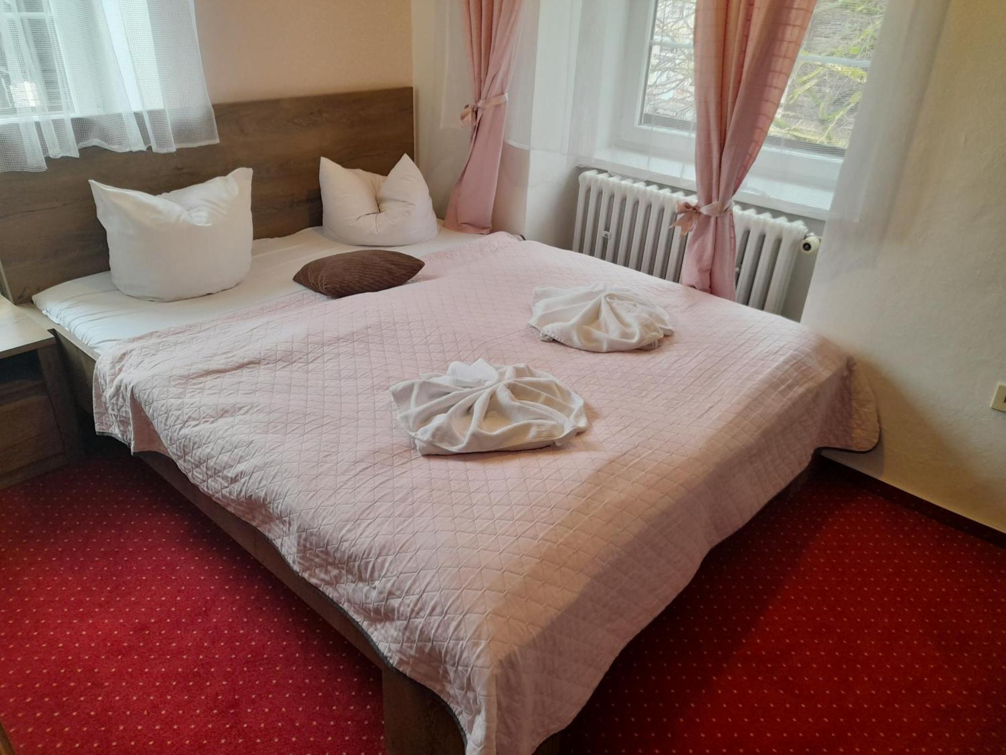 Hotel Dzban Karlova Studanka Ngoại thất bức ảnh